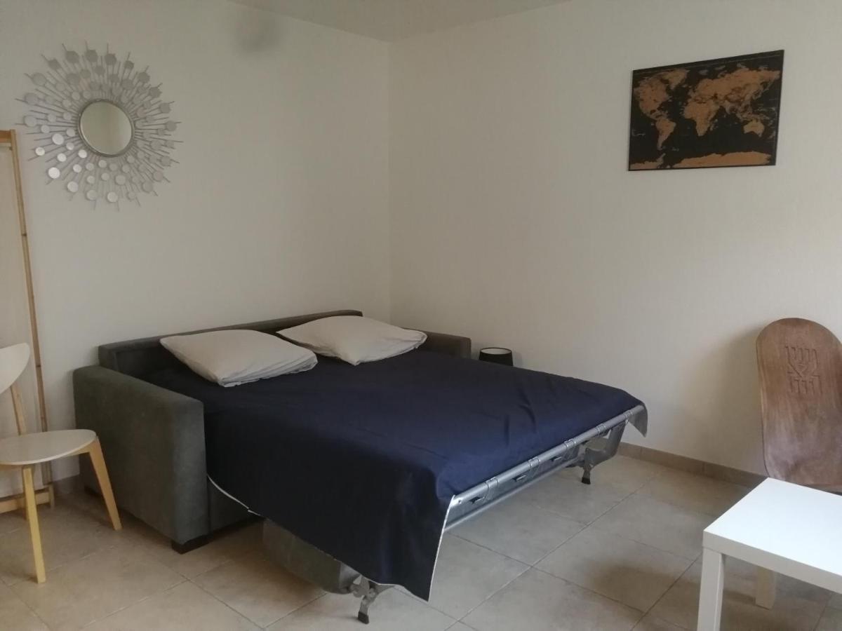 Studio dans résidence avec piscine et tennis Hyères Exterior foto
